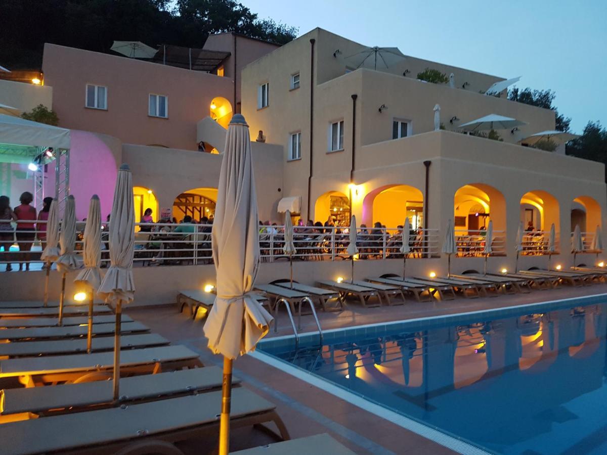 Il Villaggio Di Giuele Finale Ligure Exterior foto